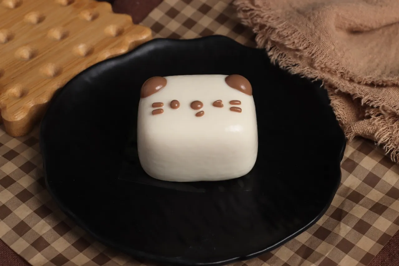 Milk Tile, alternate view 1